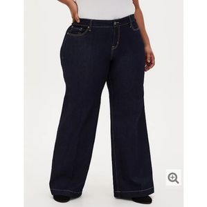 Torrid Size 26R High Rise Wide Leg Jean
